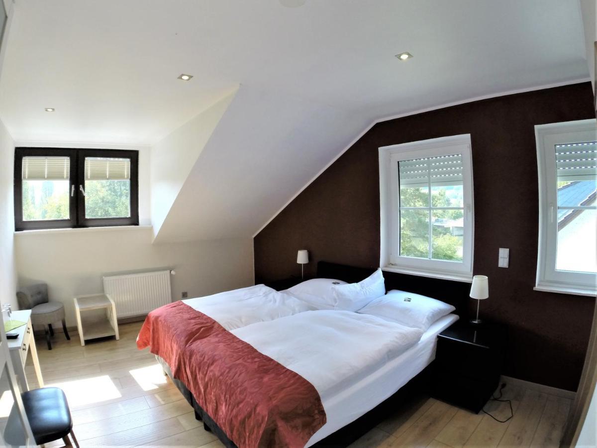 Landgasthof Ralinger Hof Ralingen Room photo