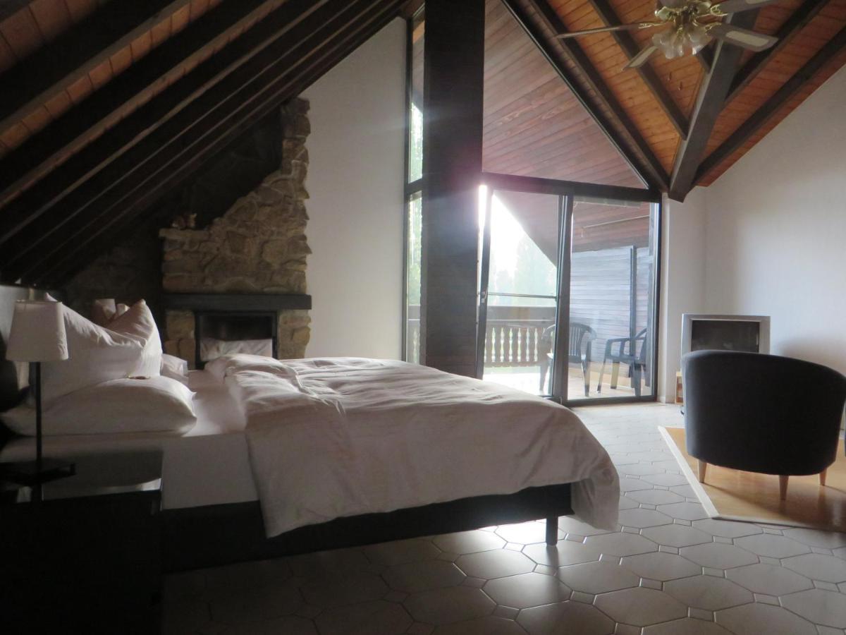 Landgasthof Ralinger Hof Ralingen Room photo